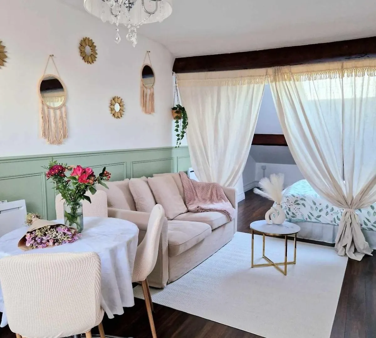 Kontakte von Chez Denise Studio Cosy Lyon